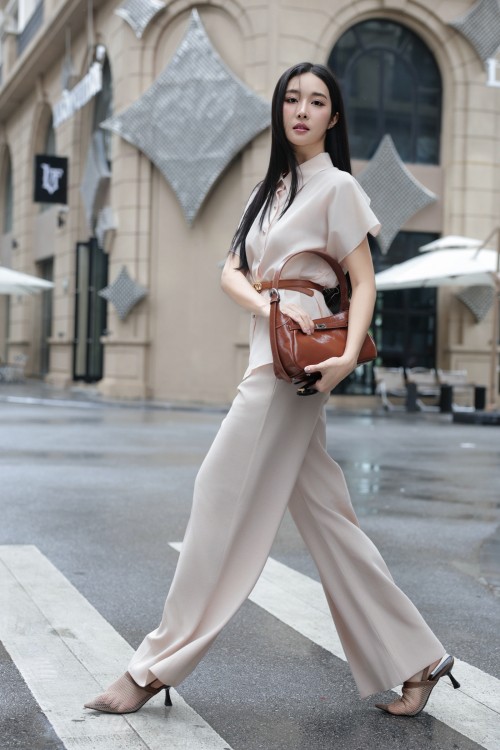 Sixdo Beige Woven Straight Pants